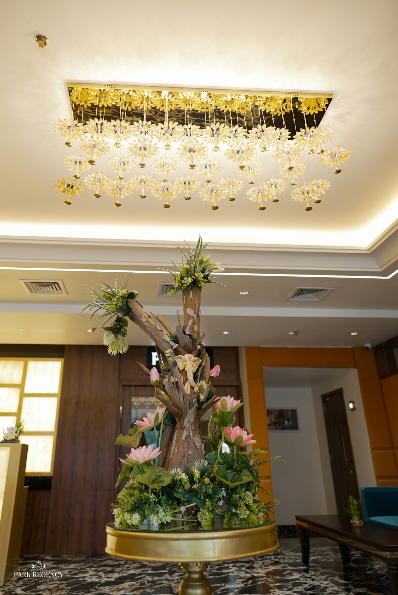 Park Regency gallery image